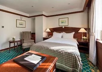 Grand Mercure Imperial Palace 5*
