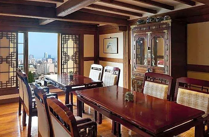 Grand Mercure Imperial Palace Hotel