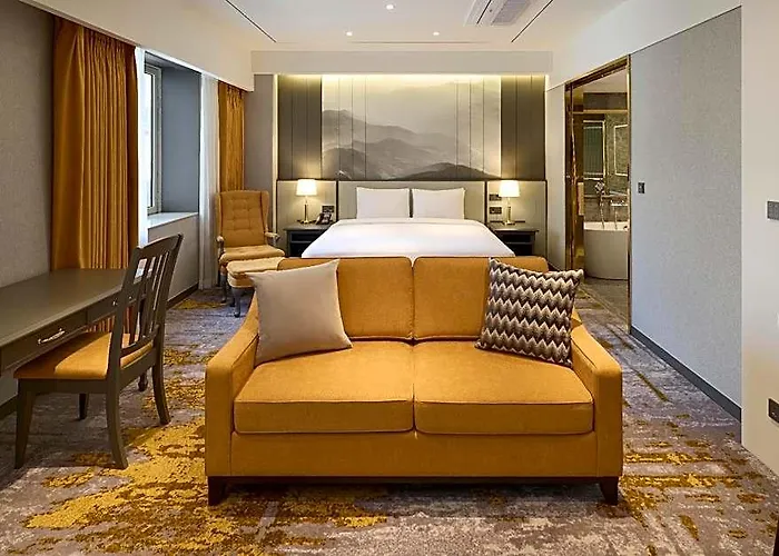 Grand Mercure Imperial Palace