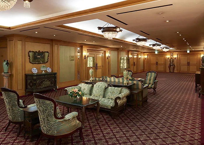 Grand Mercure Imperial Palace 5*